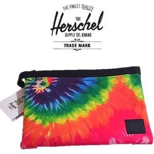 NWT HERSCHEL SUPPLY COMPANY NETWORK POUCH TABLET SLEEVE